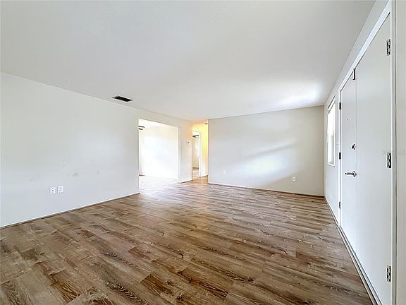 4th image of 7633 LOTUS DRIVE