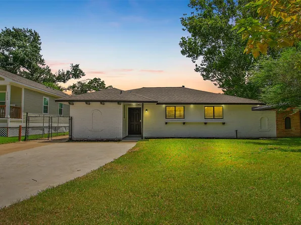 11058 Vailview Dr, Houston, TX 77016