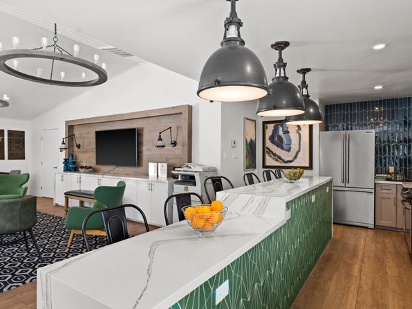 2301 Sycamore Dr APT 79