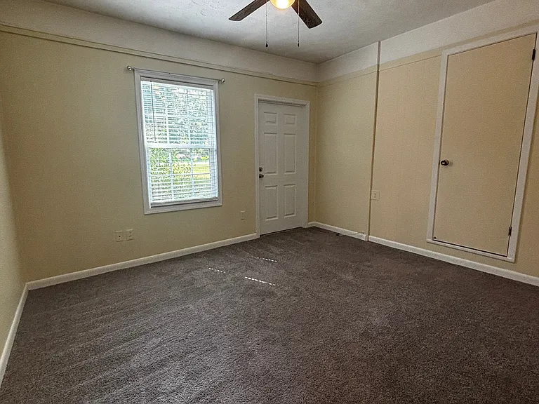 1641 Rayonier Rd #A — Photo 7