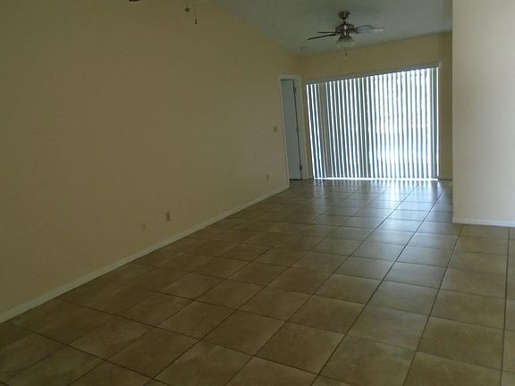 3rd image of 4024 SW 6th Pl