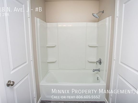 3rd image of 2118 N Avenue J #B