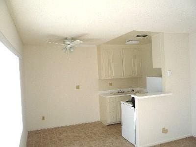 2nd image of 501 N Venice Blvd APT 33