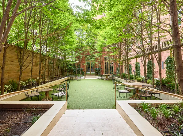 101 West 87th Street image 12 of 13