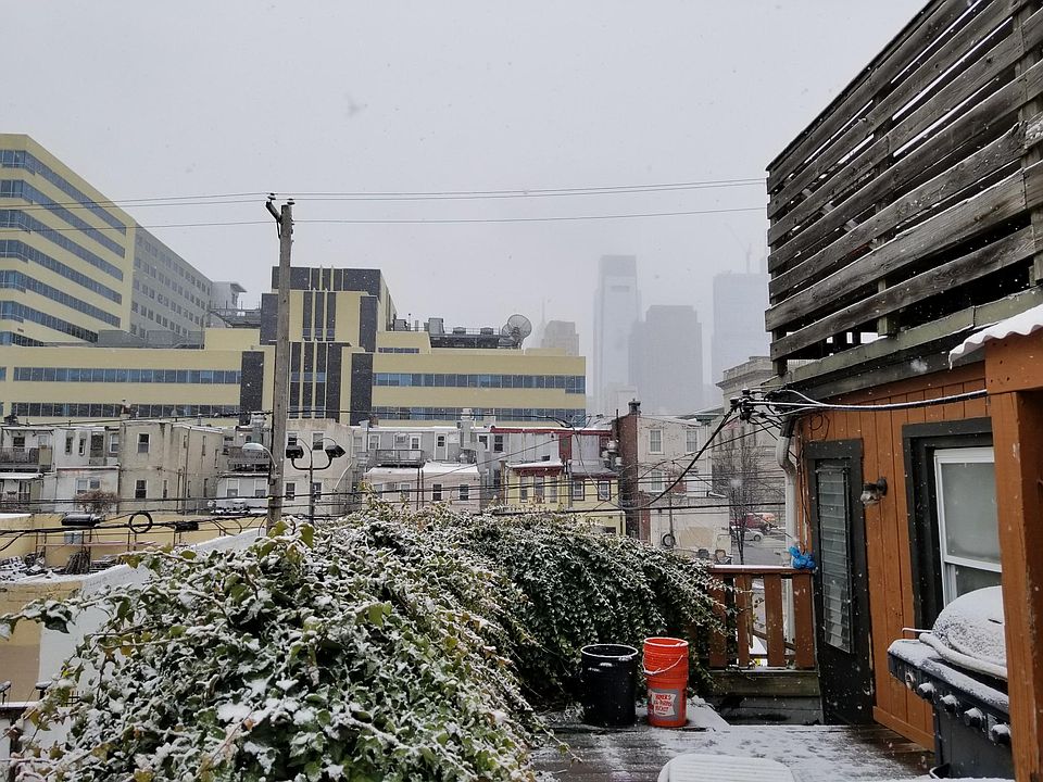 1st image of 557 N 16th St APT 2