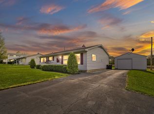 6812 Fernwood Ave, Fort Wayne, IN 46809