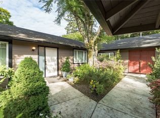 9125 SW Monterey Pl, Portland, OR 97225