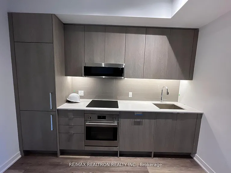 250 Lawrence Ave W #401 — Photo 1