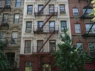 264 W 22nd St, New York, NY 10011