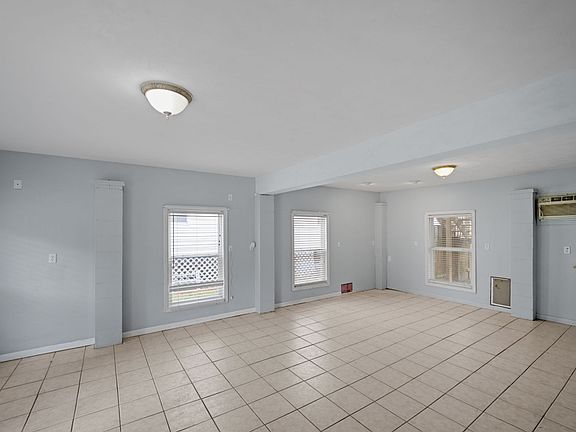 5th image of 143 Sugar Mill Cir