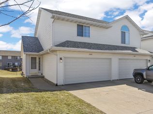2695 Ridgeview Way, Marion, IA 52302