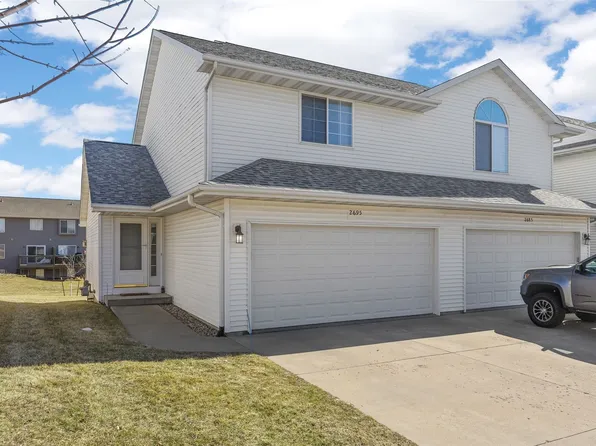 2695 Ridgeview Way, Marion, IA 52302