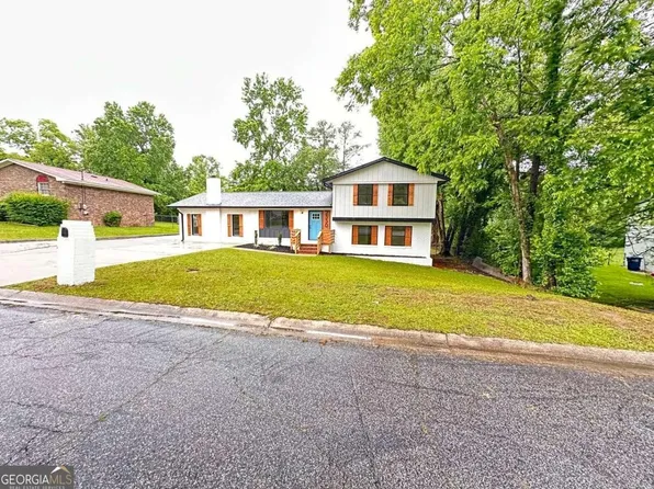 2550 Saratoga Dr, Macon, GA 31211