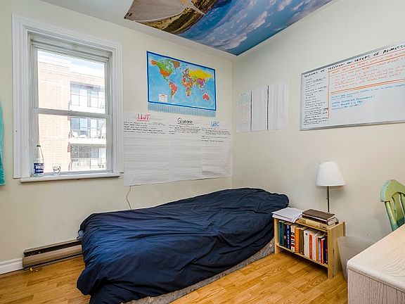 5th image of 93 Stewart St Unit 1