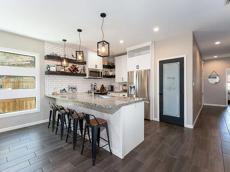 3819 Tolosa St — Photo 22