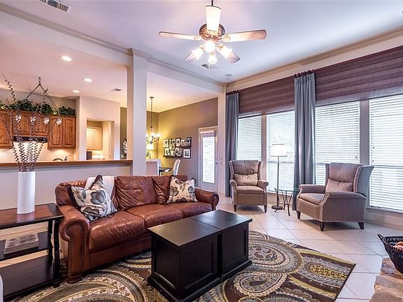 5th image of 7208 Claridge Ln