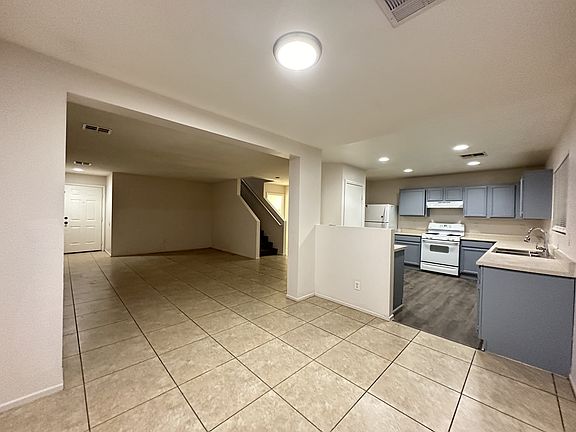 3rd image of 5544 Zachary St