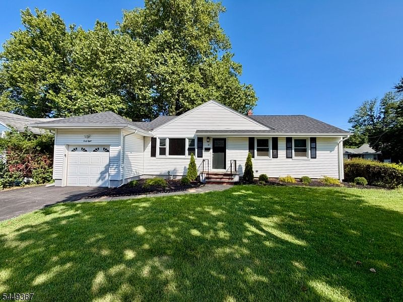 1st image of 48 Valley View Rd