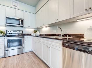 Rowhaus, Oakland, CA 94612