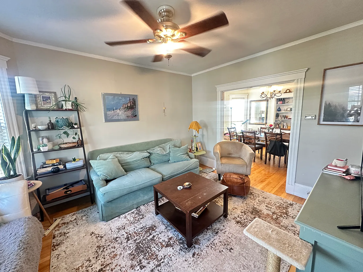 4 bed, 1200 sqft, $4,550 — Photo 2