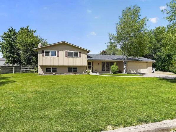 10100 W Saranac Dr, Boise, ID 83709