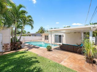 3021 N 72nd Way, Hollywood, FL 33024