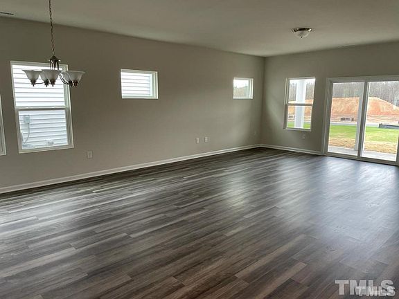 3rd image of 26 Sweet Olive St