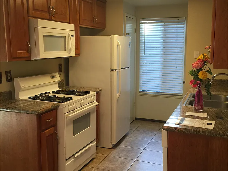 1313 Floyd Ave #161 — Photo 11