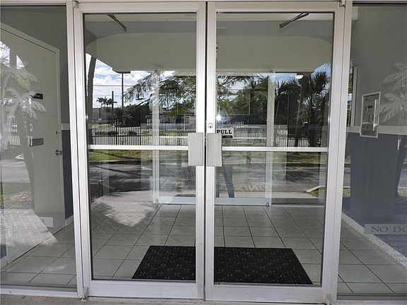 4th image of 501 E Dania Beach Blvd APT 1A