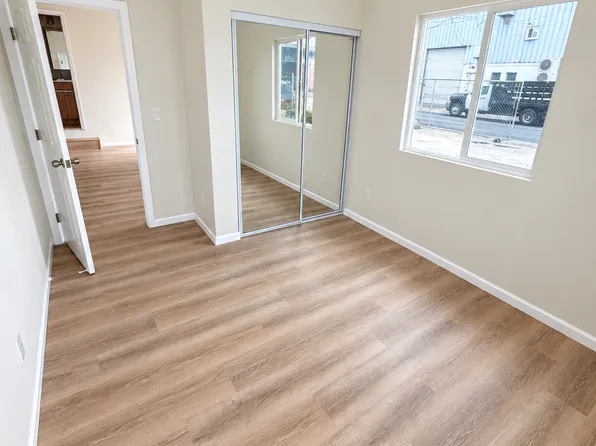 1768 Silva St, Honolulu, HI 96819