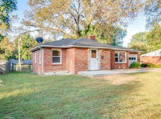 822 Bee Tree Ln, East Alton, IL