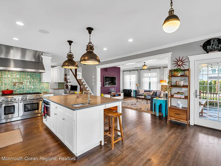 118 Madison Ave — Photo 13