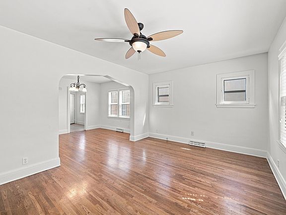 2nd image of 4029 11th Ave S