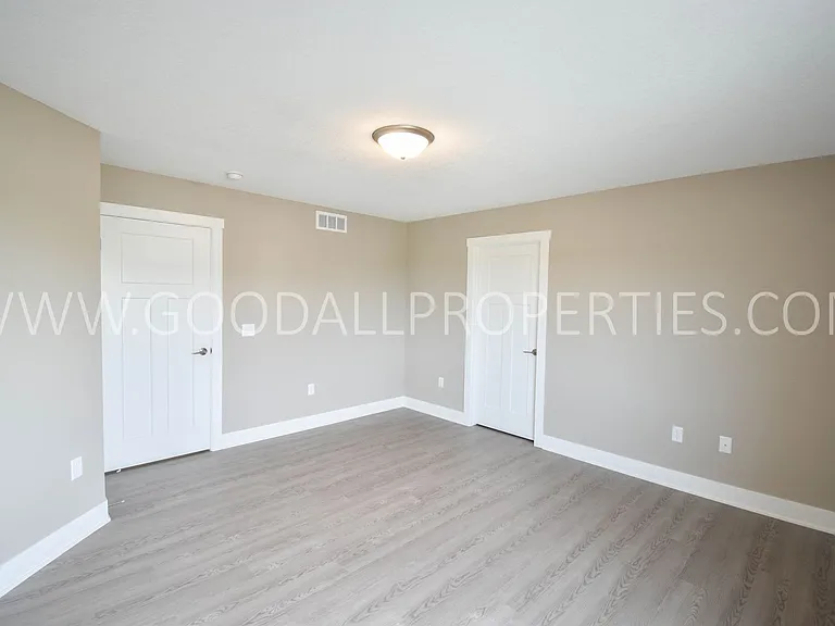 2000 Adler Ct — Photo 12