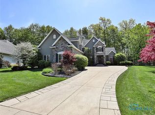 2430 White Aspen Rd, Sylvania, OH 43560