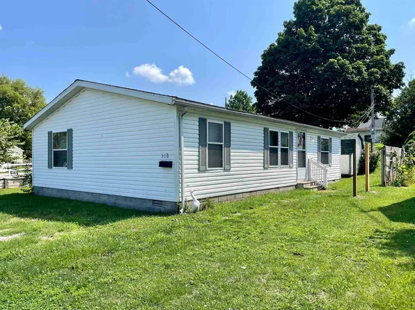 310 N Fountain St, Connersville, IN 47331