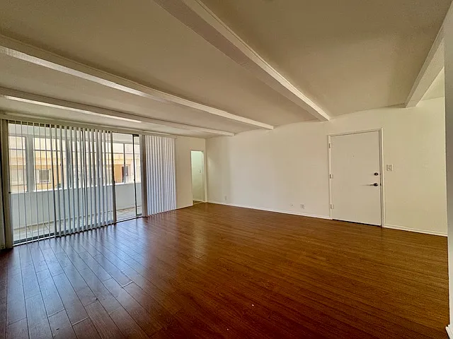 337 S Elm Dr #4 — Photo 14