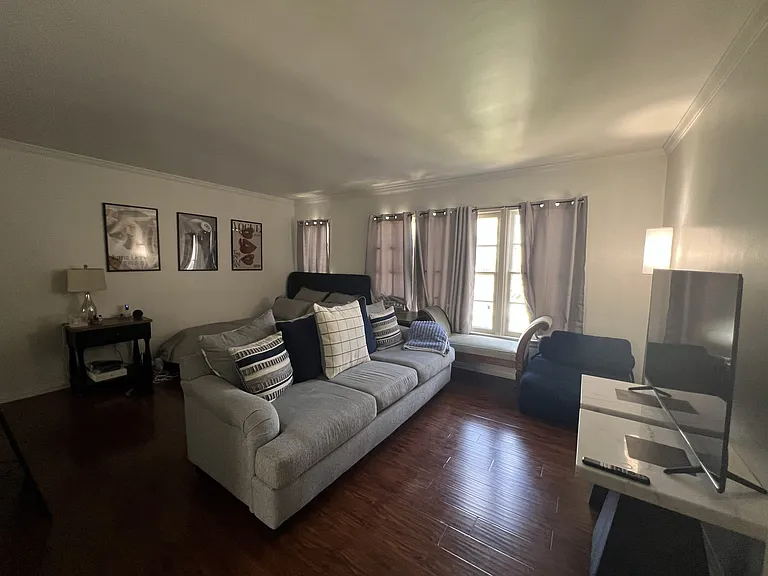 454 Kelton Ave #462-1/2 — Photo 7