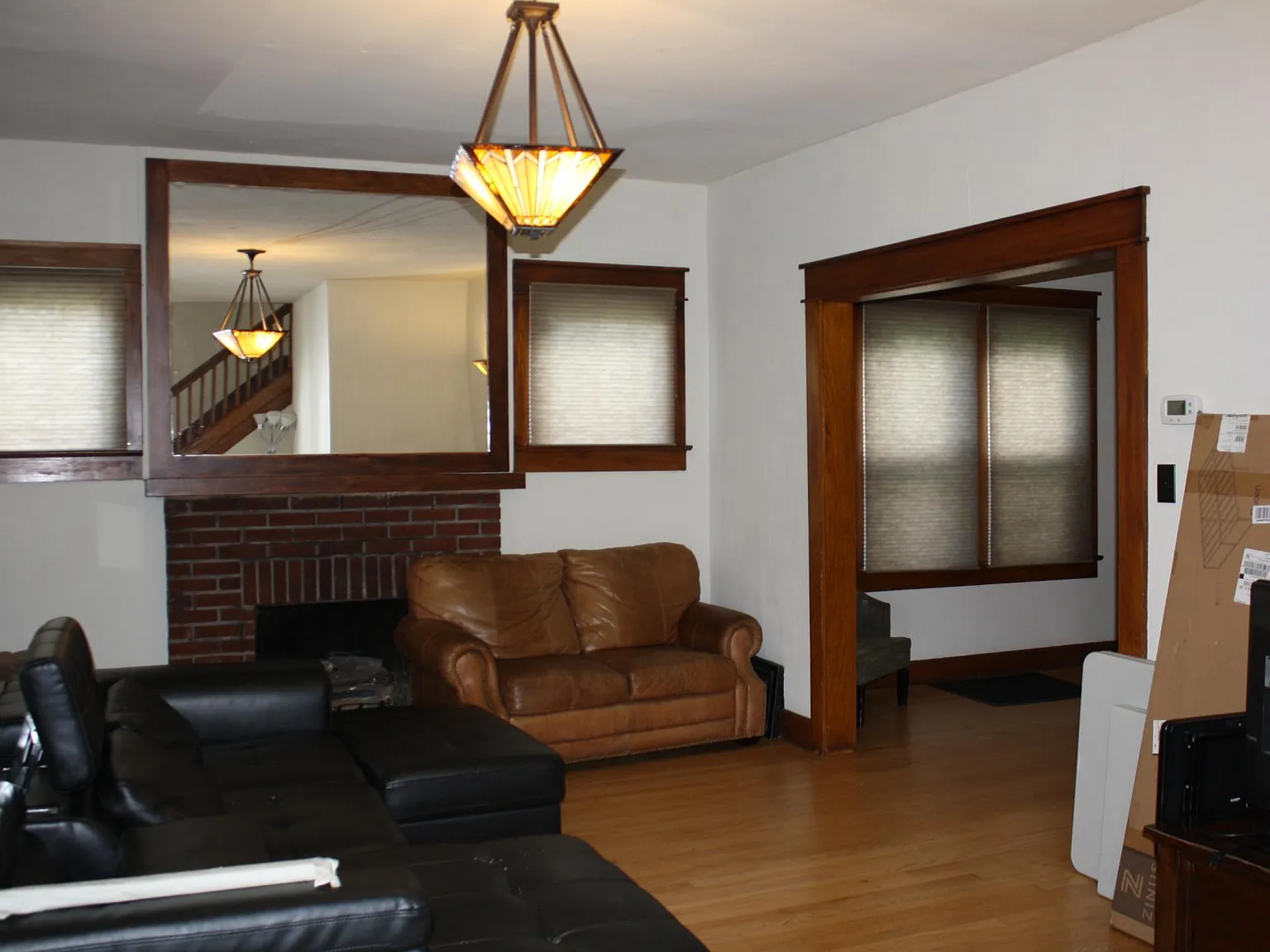 4 bed, 2302 sqft, $5,600 — Photo 3