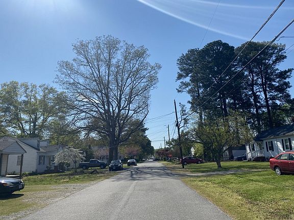 5th image of 2625 Greenway Ave