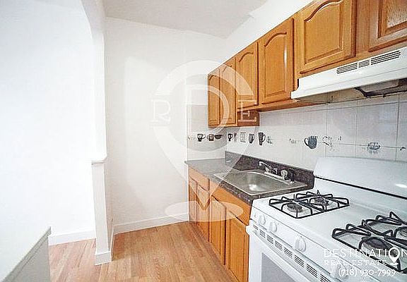 3rd image of 779 52nd St #2