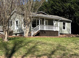 137 Ridge Cross Rd, Asheville, NC 28805