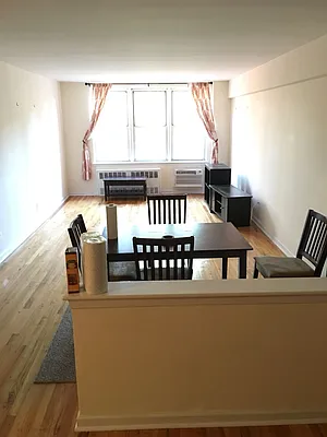 Rented by Smart NY Realty LLC | media 7