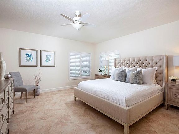 5th image of 5815 Glencove Dr APT 1201