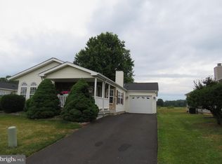 588 Bent Pine Cir, New Hope, PA 18938