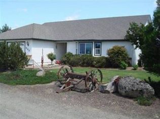 803 E Dutton Rd, Eagle Point, OR 97524