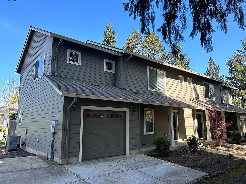 1st image of 750 SE Davis St #750