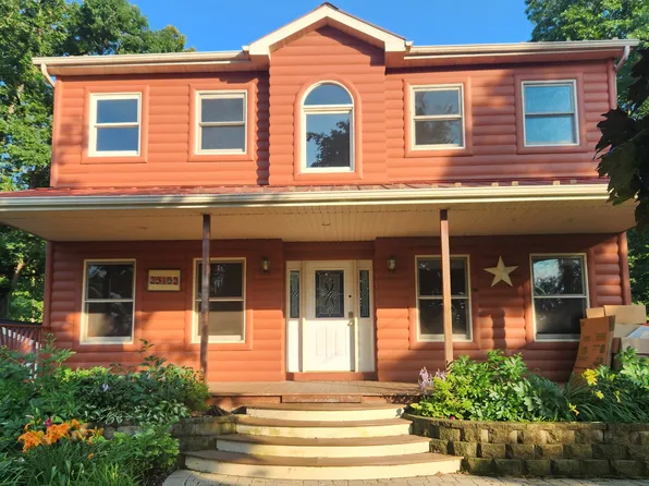 39103 N Cedar Crest Dr, Lake Villa, IL 60046
