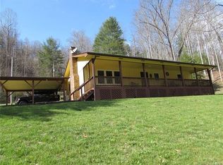 24 Hardwood Rd, Burnsville, NC 28714