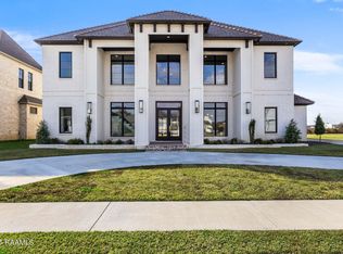 106 Trailing Oaks Dr, Youngsville, LA 70592